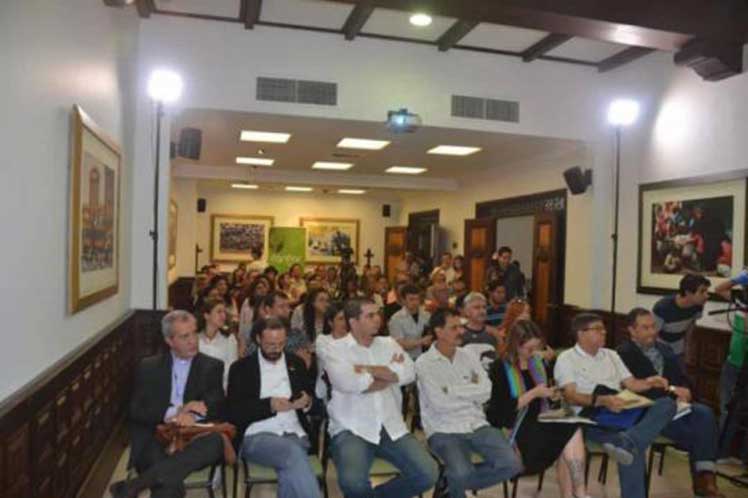 Inauguran en Colombia exposición sobre el Che Guevara Inauguran en Colombia exposición sobre el Che Guevara